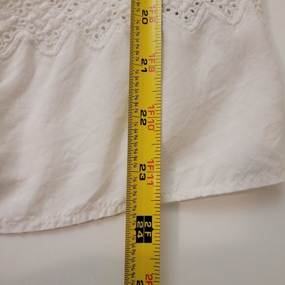 Old Navy Women’s Ivory/White Eyelet Camisole Top Size S Wide Straps Smocked Bust - Picture 10 of 10